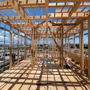 回遊性のある平屋「ロングバケーション」の上棟でした。